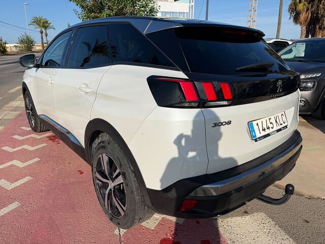 PEUGEOT 3008 ALLURE 1.2 E-THP AUTO SPANISH LHD IN SPAIN 91000 MILES SUPERB 2018